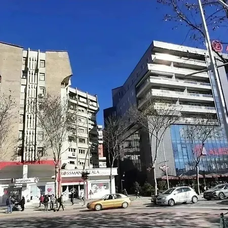דירה Tirana